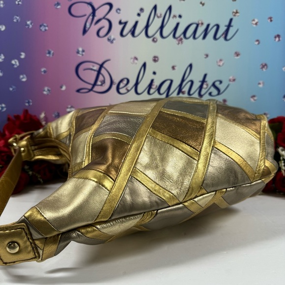 🤎PRICE NOW FIRM NWOT METALLIC LEATHER HOBO - Picture 9 of 13